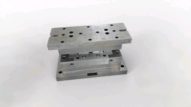 Cold pressing mold